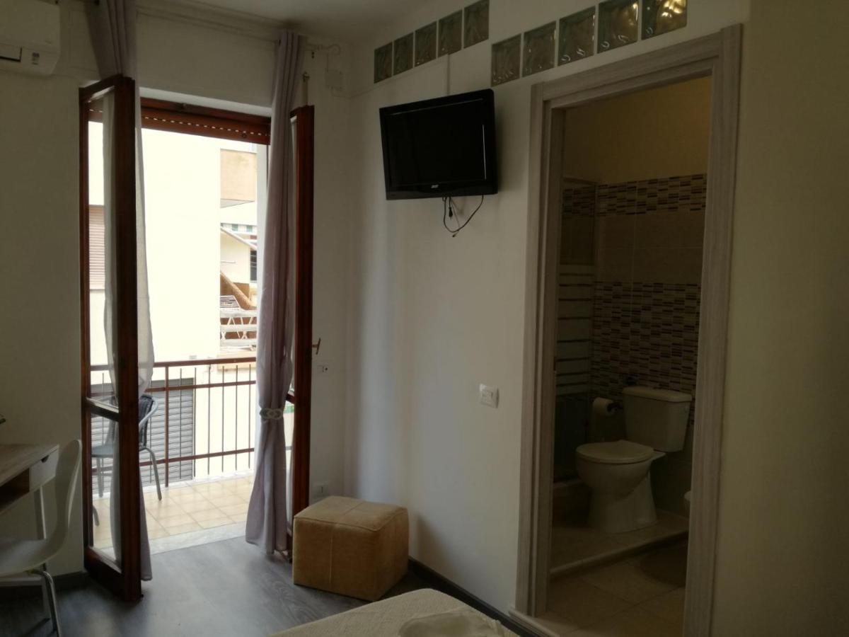 A Casa Di Giulia B&B Alghero Exterior foto